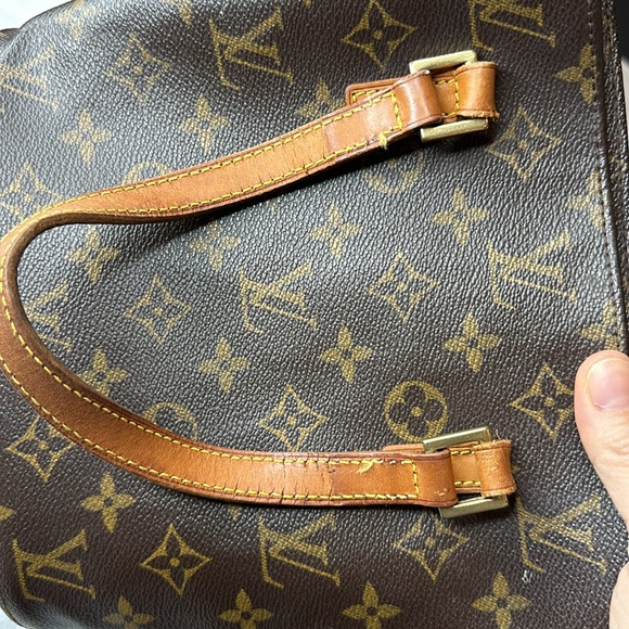Authentic Louis Vuitton Monogram Vavin PM - Picture 3 of 11